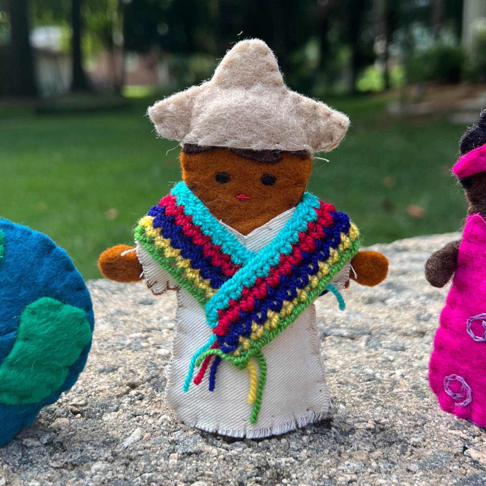 Children Around the World Finger Puppet