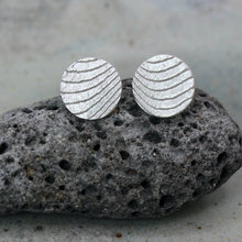 Load image into Gallery viewer, Medium Adduna Studs - Silver
