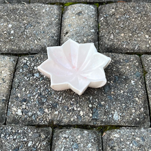 Load image into Gallery viewer, Soapstone Flower Bowl
