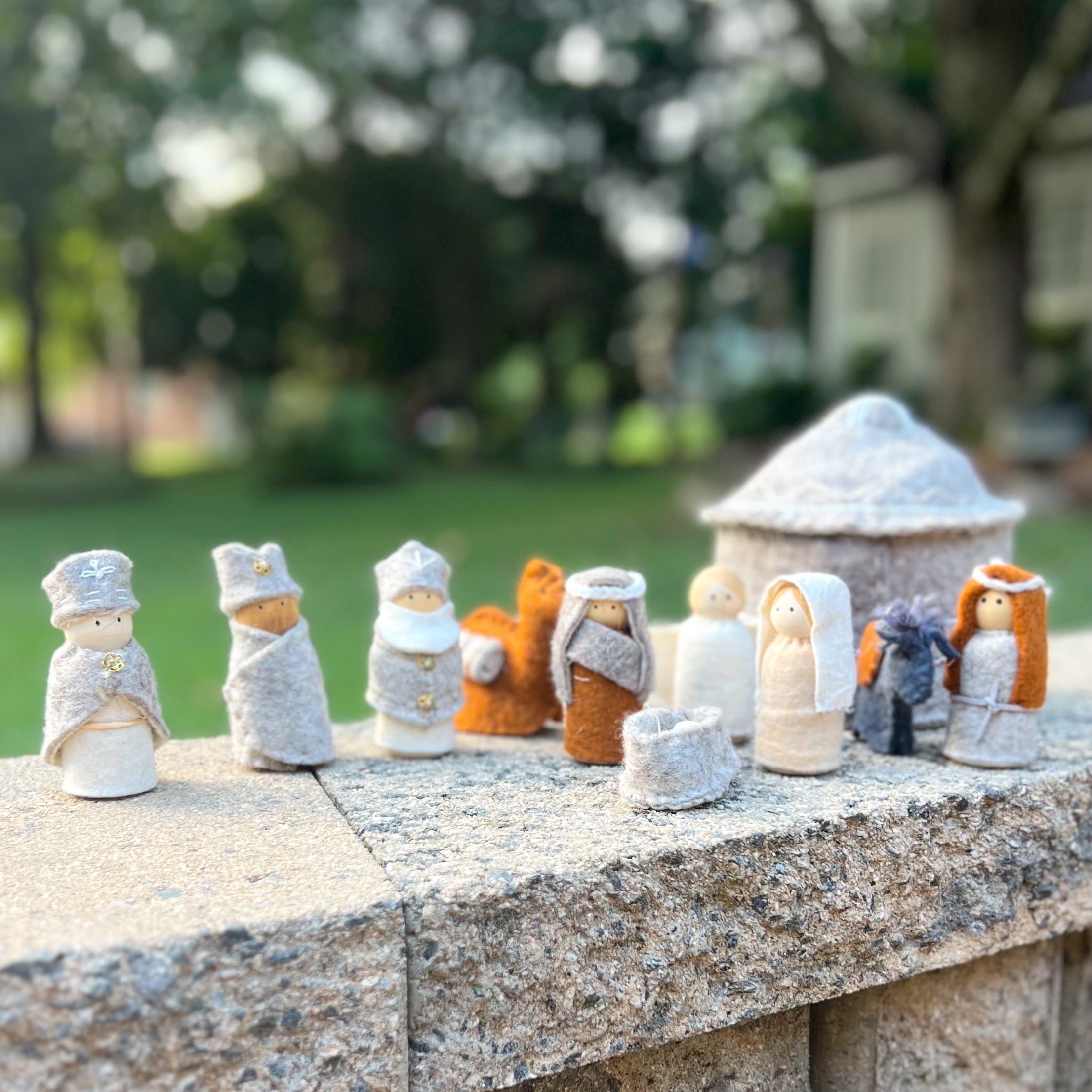 Glory! Wool Felt Nativity