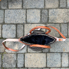 Load image into Gallery viewer, Small woven bag #1
