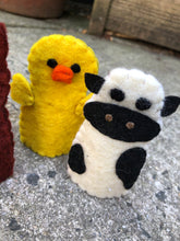 Load image into Gallery viewer, Farm Finger Puppet Set
