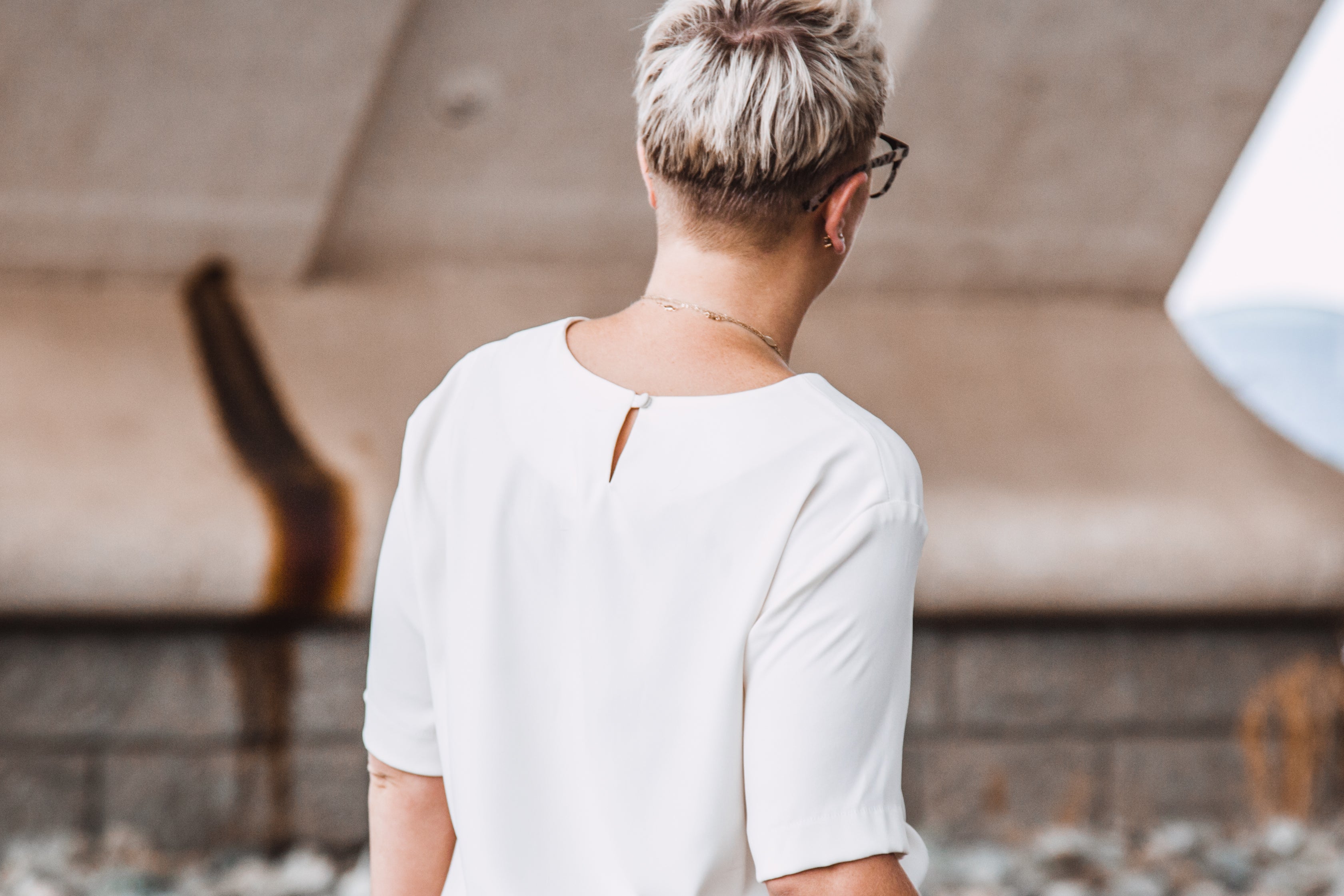 The Silky Tee, Beige