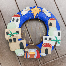 Load image into Gallery viewer, Nativity Wreath
