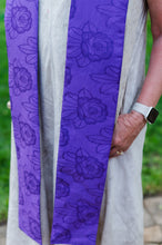 Load image into Gallery viewer, Make Welcome Clergy Stole
